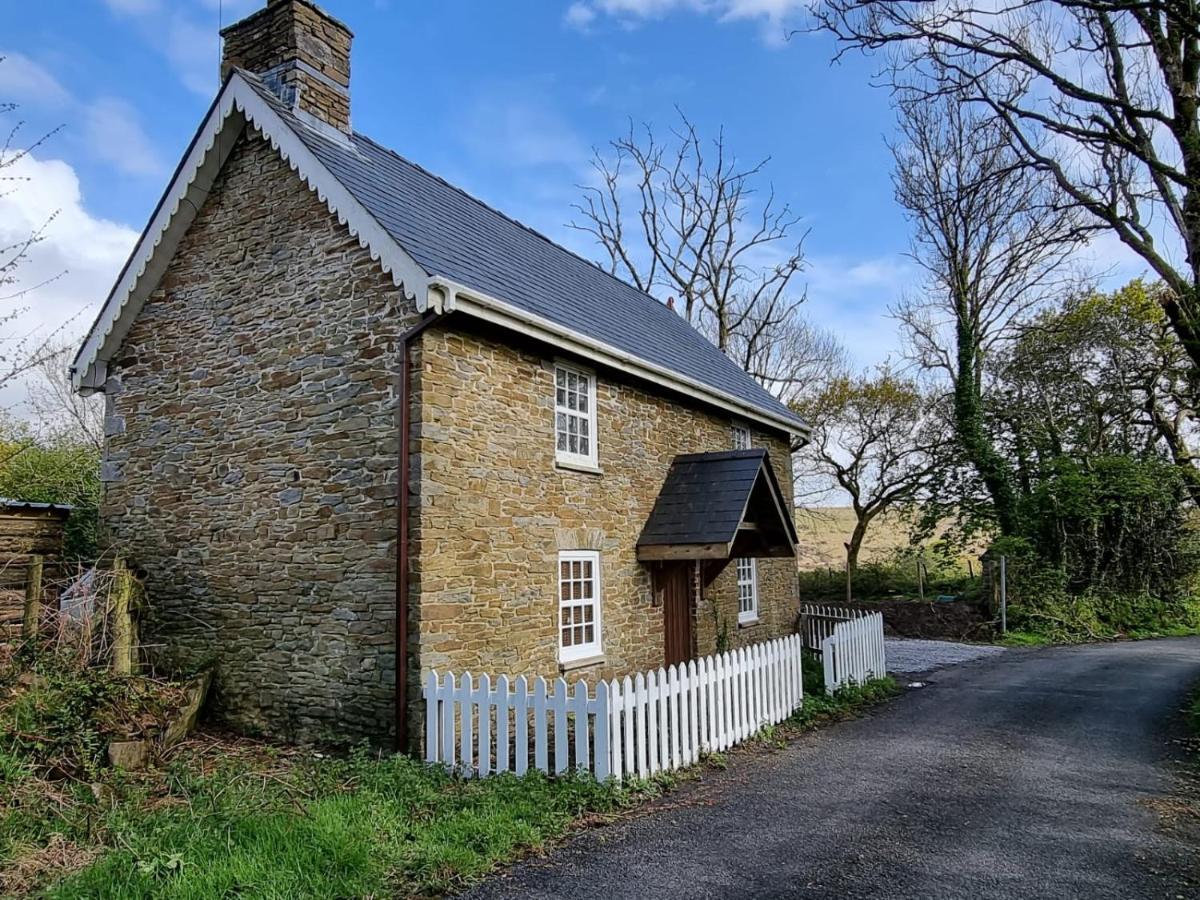 Holiday home Efail Fach Swansea
